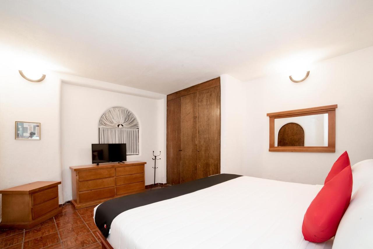 Capital O Next Yard Hotel & Suites Tequisquiapan San Luis Potosí Exterior photo
