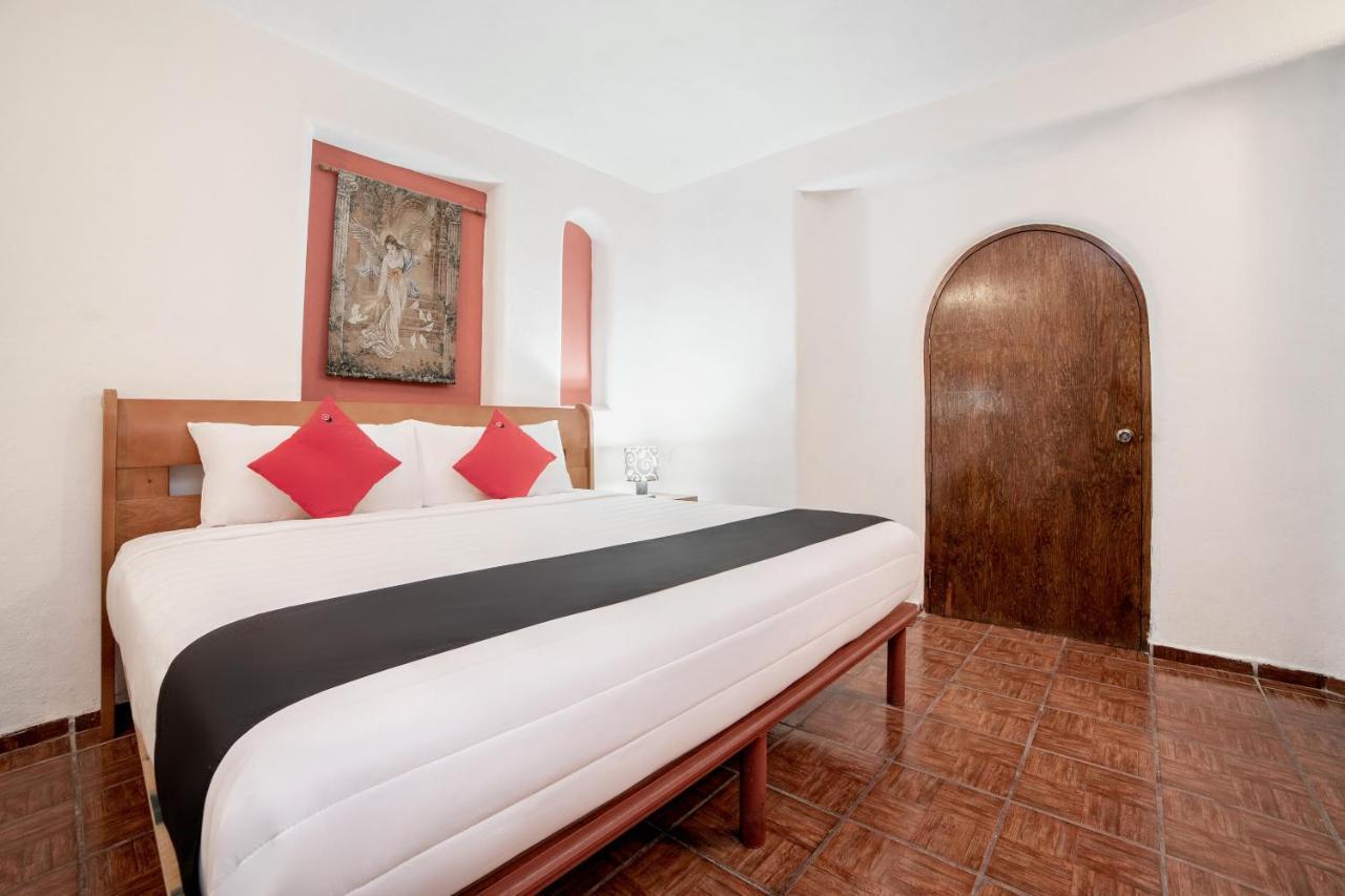 Capital O Next Yard Hotel & Suites Tequisquiapan San Luis Potosí Exterior photo