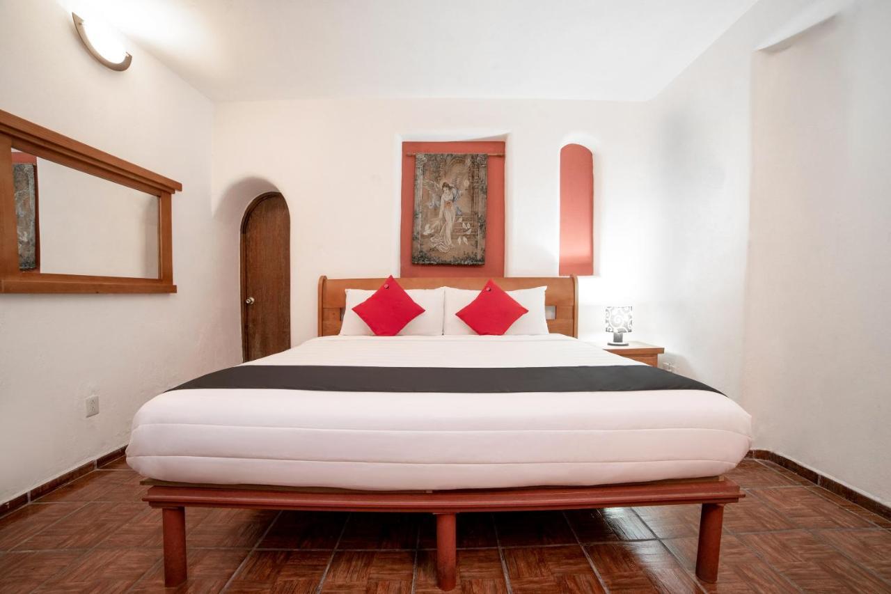 Capital O Next Yard Hotel & Suites Tequisquiapan San Luis Potosí Exterior photo